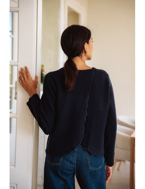 Pull Ayla - Pull marine manches longues encolure ronde ouverture dos festonnée - Douze Juin