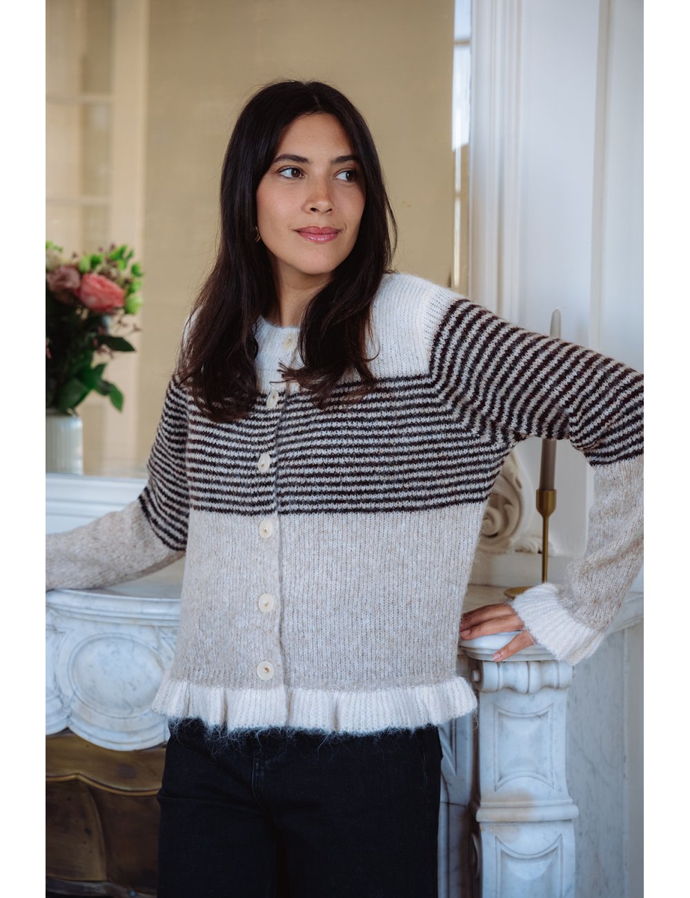 Gilet Laurène - Gilet maille tricolore manches longues volant poignets boutonnage intégral - Douze Juin