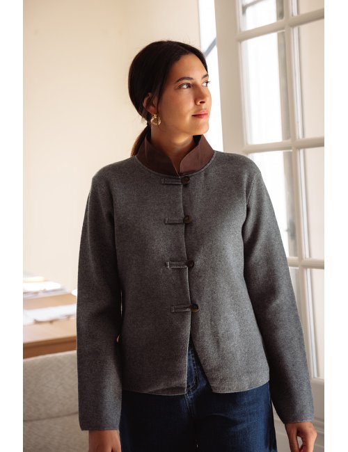 Gilet Paulin - Gilet gris manches longues col tissu marron boutonnage intégral coupe droite - Douze Juin