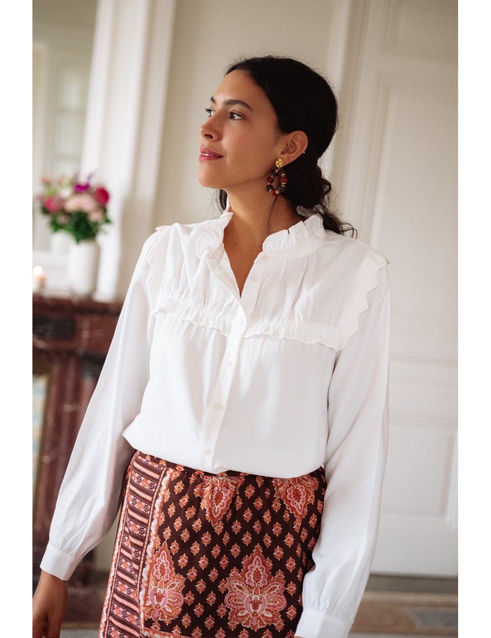 Chemise Thelma - Chemise blanche manches longues col rond volant boutonnage intégral - Douze Juin