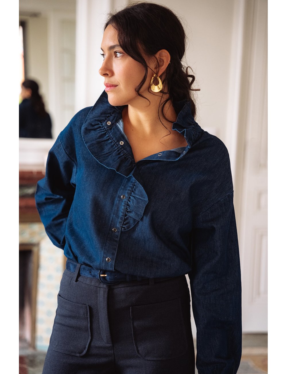 Chemise Cléo - Chemise denim manches longues encolure volant boutons-pressions - Douze Juin