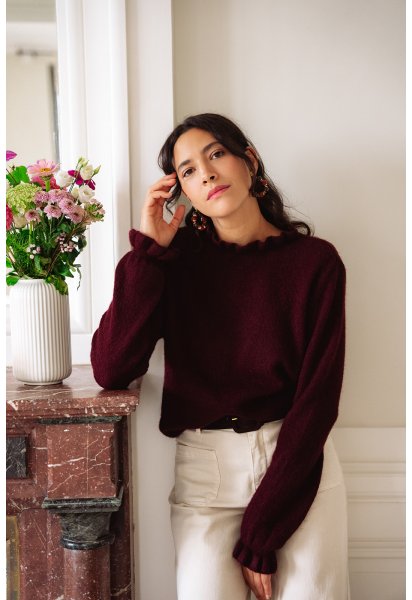 Pull Basile - Pull bordeaux manches longues col rond volant bords-côtes - Douze Juin