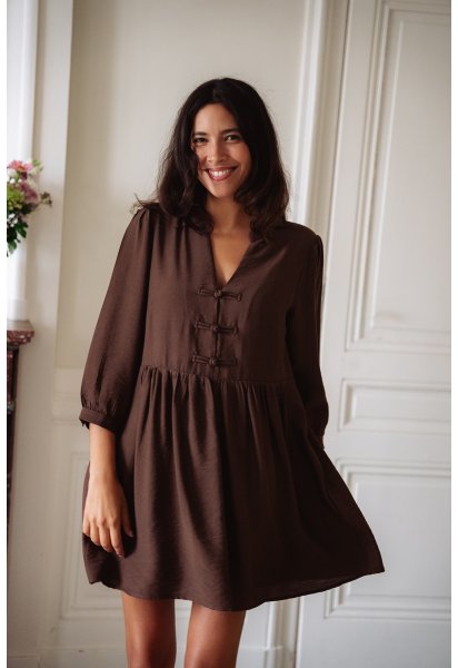 Robe Alba choco - Robe courte marron manches trois-quarts col V brandebourg doublée - Douze Juin