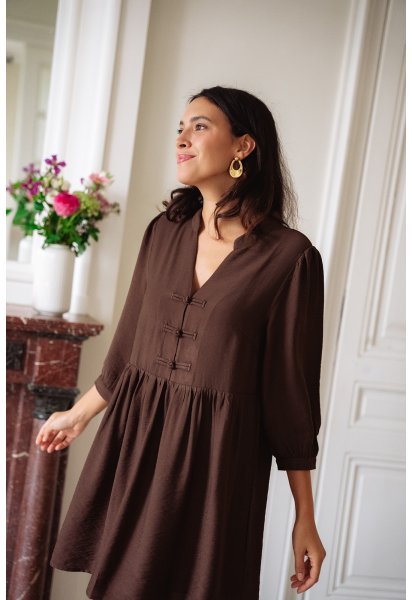 Robe Alba choco - Robe courte marron manches trois-quarts col V brandebourg doublée - Douze Juin