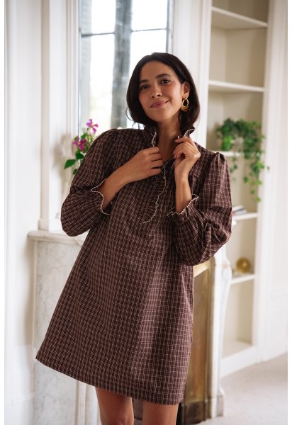 Robe Ambre choco - Robe courte carreaux marrons manches longues col volant - Douze Juin