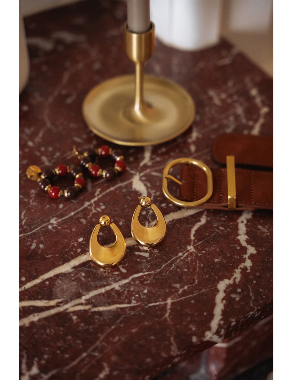 BO créoles Sylvia - Boucles d'oreilles pendantes dorées forme goutte ajourée - Douze Juin